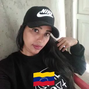 Model - pierina Tierna