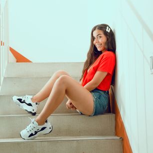 Model - TaniaWayne latina