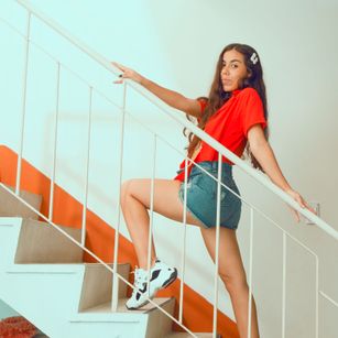 Model - TaniaWayne boobjobs