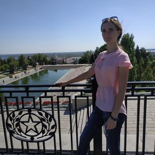 Model - MaroonMandy dirtytalk