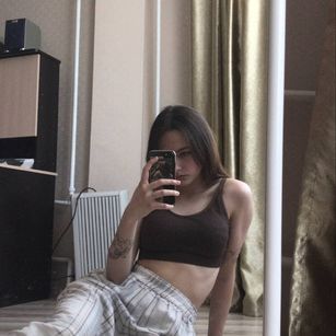 Model - Bella_Clapton teen