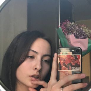 Model - Bella_Clapton feet