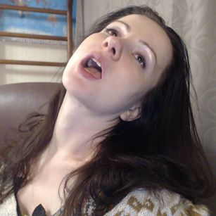 Model - Mia Vagi bdsm