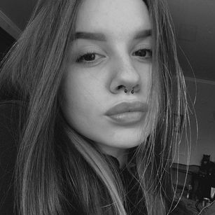 Model - Amy_Green7 kiss