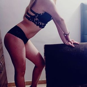 Model - Lidia Di slave