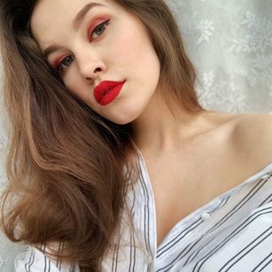 Model - Alina Hot horny