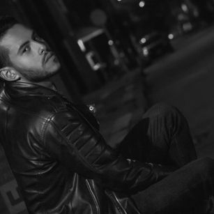 Model - alejo_peters latino