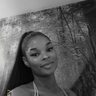 Model - SammyXXX squirt