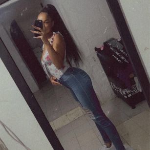 Model - SammyXXX Ebony