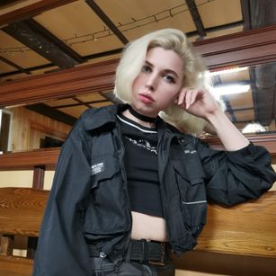 Model - Kristin_fresh fanny