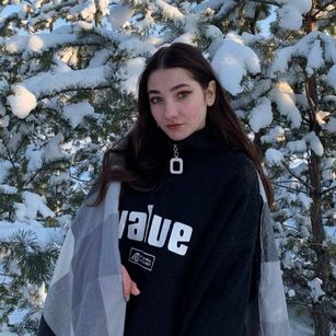 Model - SweetMarina communication