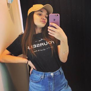 Model - melli_yor masturbation