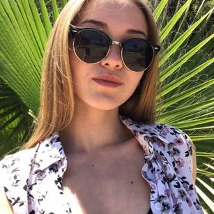 Model - Kate00 Weasel