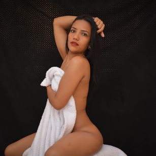 Model - Anastasia Steele anal