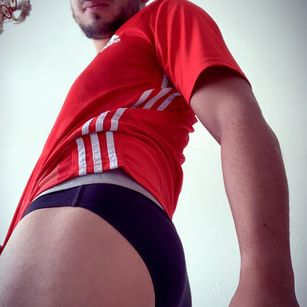 Model - iahnluq maduros