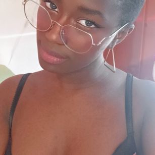 Model - Sofia Monet squirt