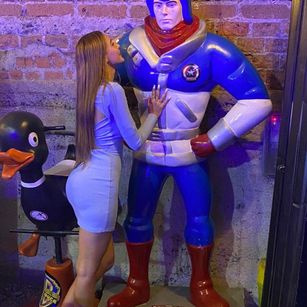 Model - Bianca Brunni heels