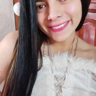 Model - Emily Canon cum