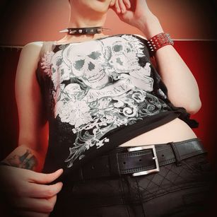 Model - The Erotic Priestess joi