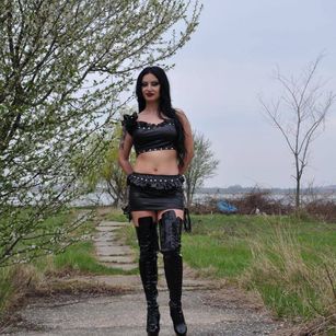 Model - ChrystalDeVille sexy