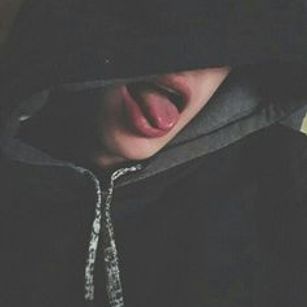 Model - Zeyna sociable