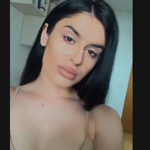 Model - VicktoriaSerene atheltic