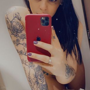 Model - kim vega single