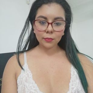 Model - Elaine girlfriend