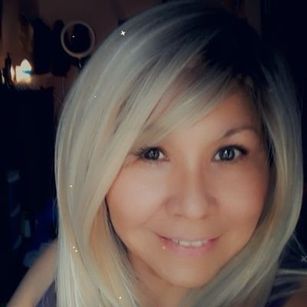 Model - Daisy Amore feet