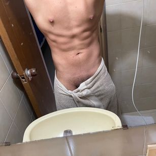 Model - Logan Wolf domination