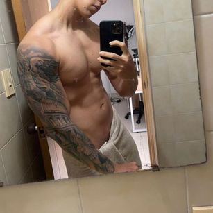 Model - Logan Wolf master