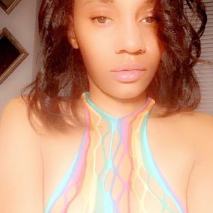 Model - Minnie The Freak natural