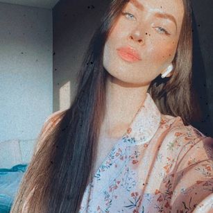 Model - Annu_Rinne stockings