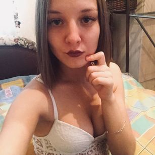 Model - vMISHELLv shaved