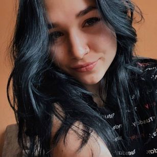 Model - Sweet_Berry beautiful