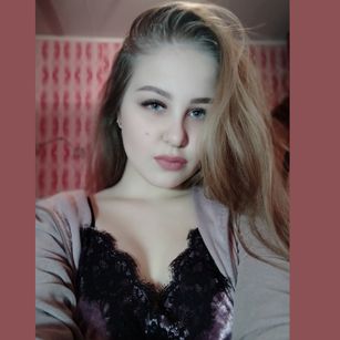 Model - JuicyPeach ass