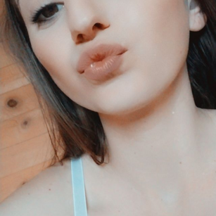 Model - Sara Gomez sexy