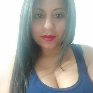 Model - LauritaNaughty feet