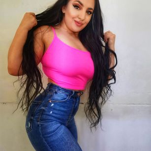 Model - DariaRay striptease