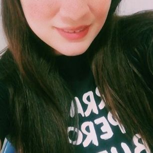 Model - Marly Suares pregnant