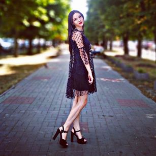 Model - HollyNutty fetish