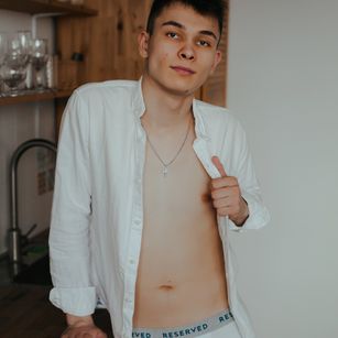 Model - johnnyrapidd sex
