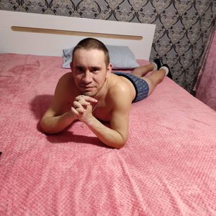 Model - DavaCake fetish