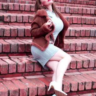 Model - marianne anal