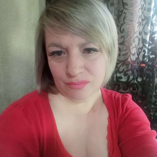 Model - BethPansies fetish