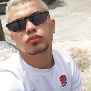 Model - Alex Cossio cum