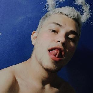 Model - Alex Cossio masturbation