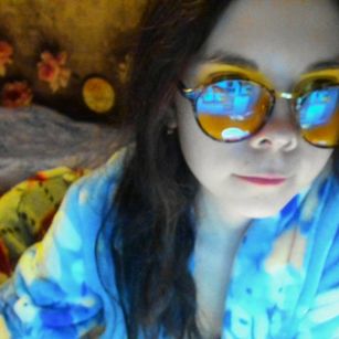 Model - Silvercaramel heels