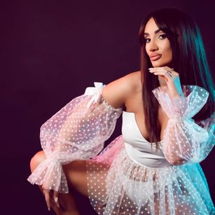 Model - AnnaKarev femdom