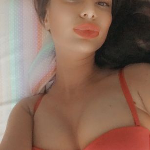 Model - AmyJill squirt